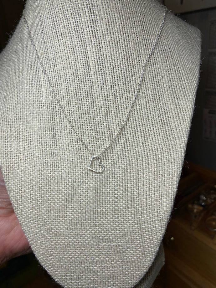 Dainty Floating Heart Necklace